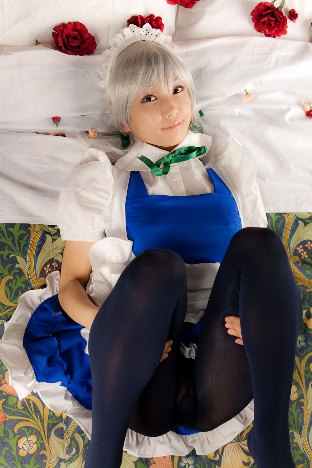 cosplay美女套图 c77 Sakuya Izayoi　白丝假发扮相(1)